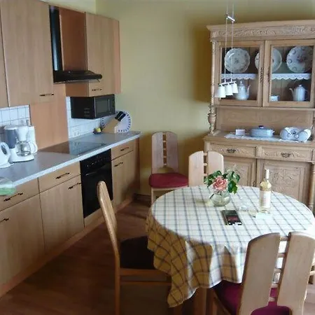 Caspari In Appartement *
